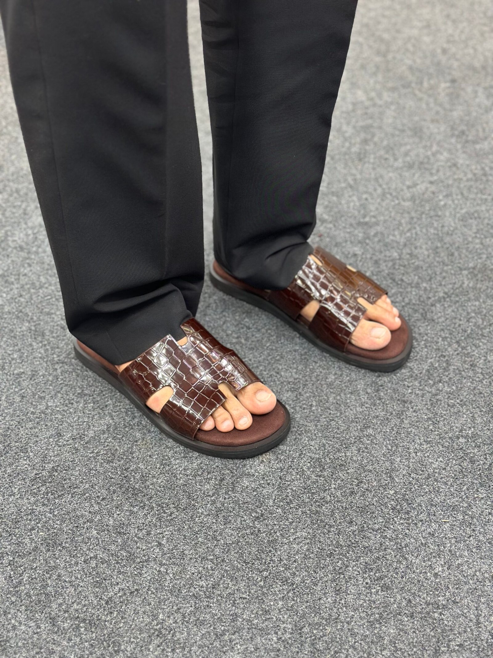 Shining Harmes Burgundy